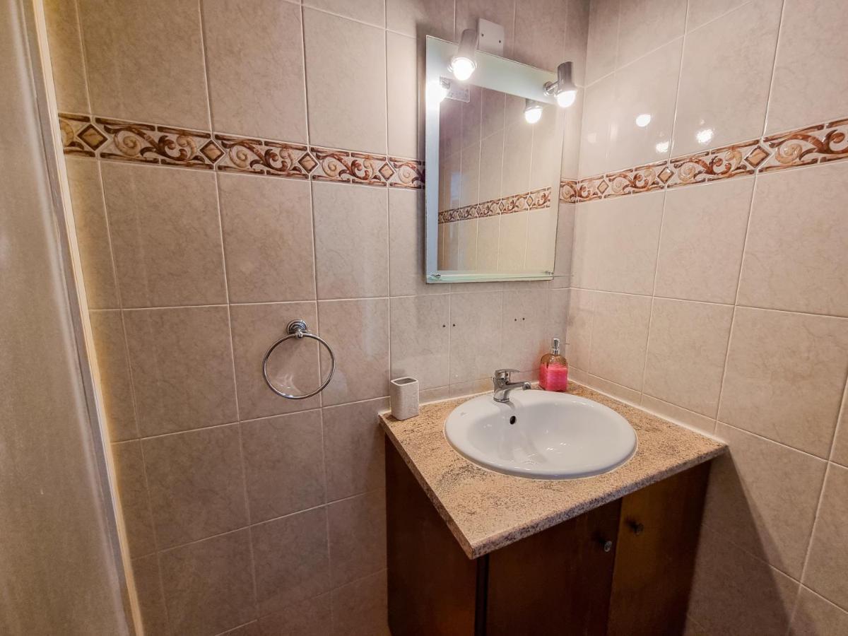 Seaside Heaven Apartment With Pool Larnaca Buitenkant foto