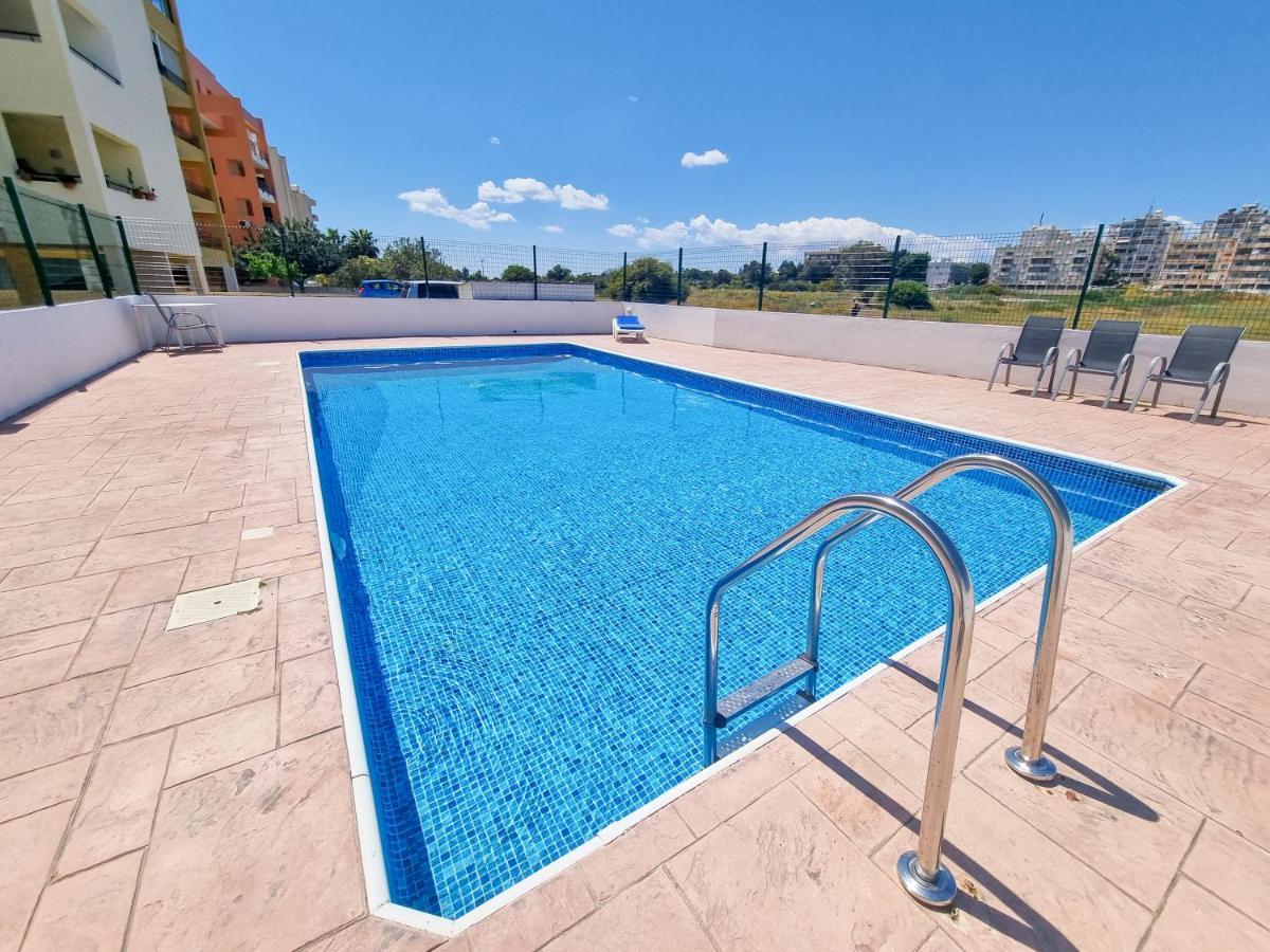 Seaside Heaven Apartment With Pool Larnaca Buitenkant foto